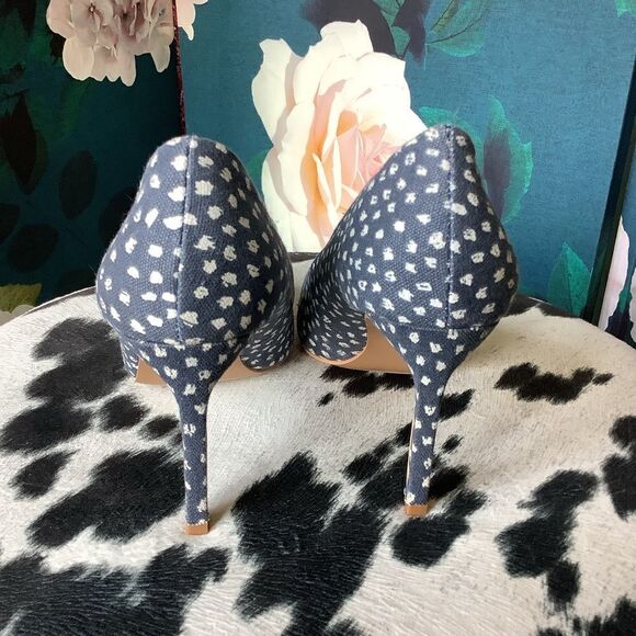 Ann Taylor Loft Denim Heels. - Picture 5 of 7